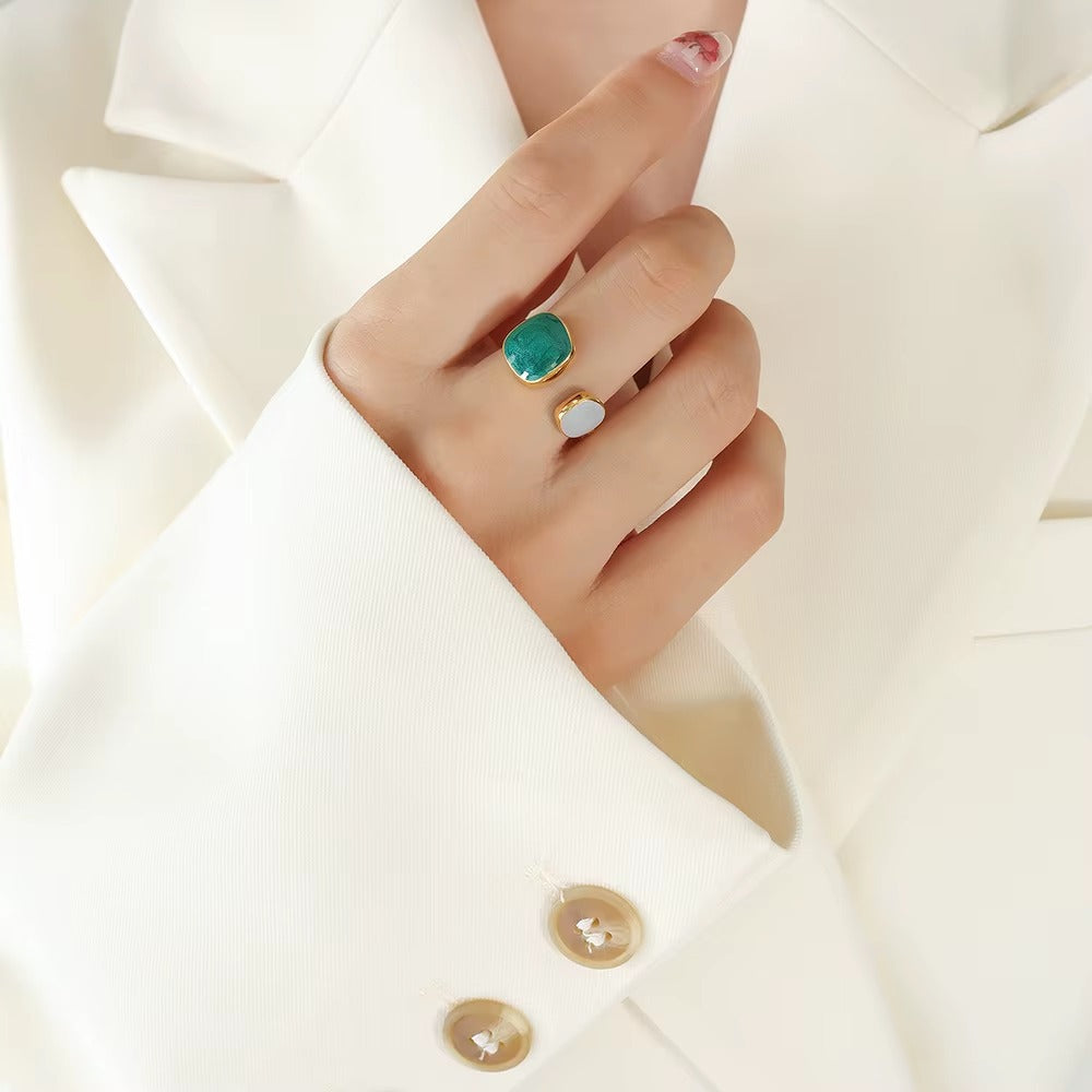 DuoGem Open Ring – 18K Gold-Plated Stainless Steel | Adjustable Emerald & White Stone Band