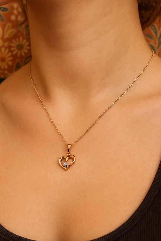 Amora Heart Necklace – Rose Gold-Plated 925 Sterling Silver | Cubic Zirconia Pendant, Romantic Everyday Charm