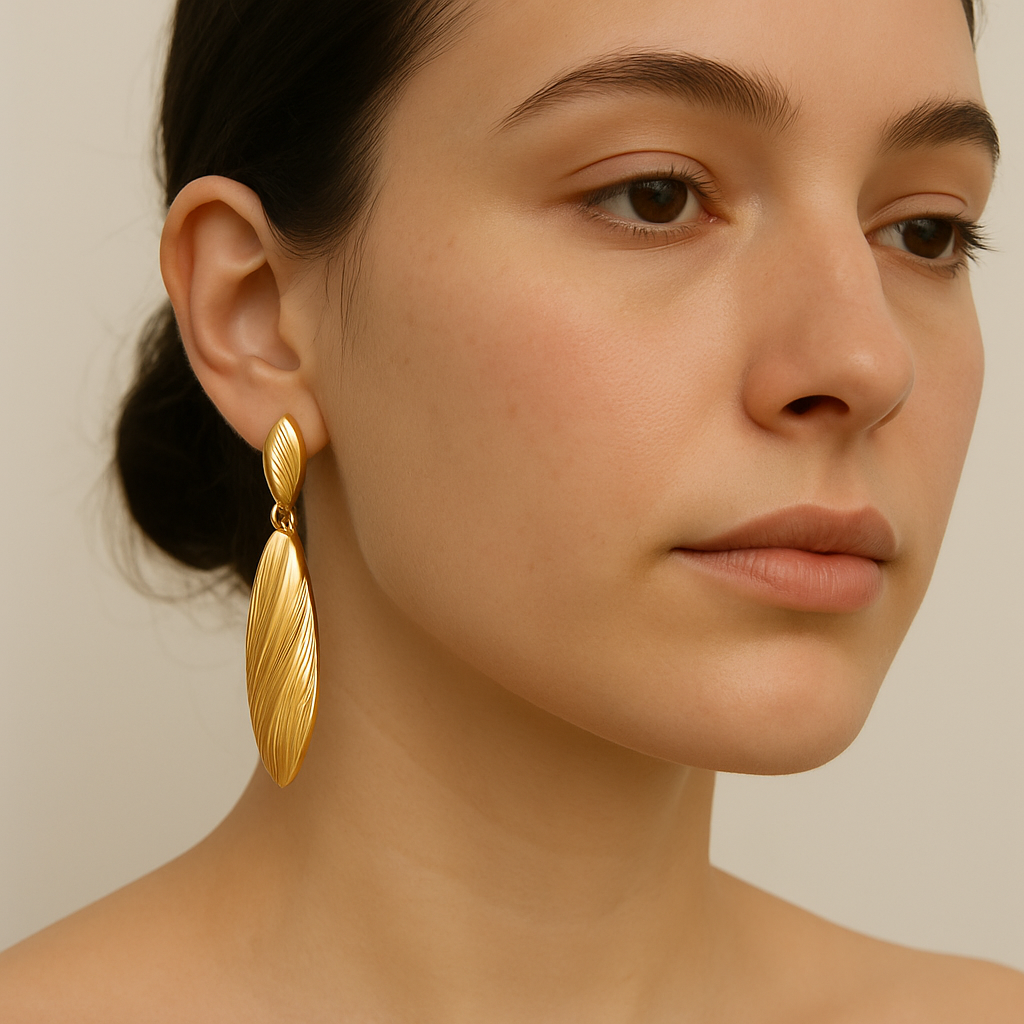 Aurelia Twist Drops – 18K Gold-Plated Stainless Steel | Elongated Wave Stud Earrings