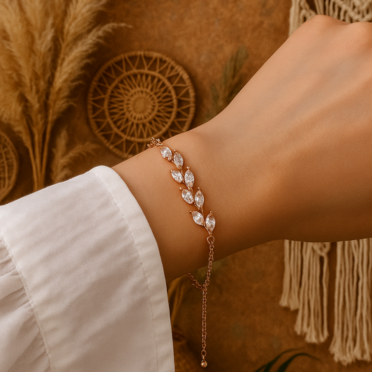 Ivy Whisper Bracelet – Rhodium-Plated Stainless Steel | Zircon Leaf Chain